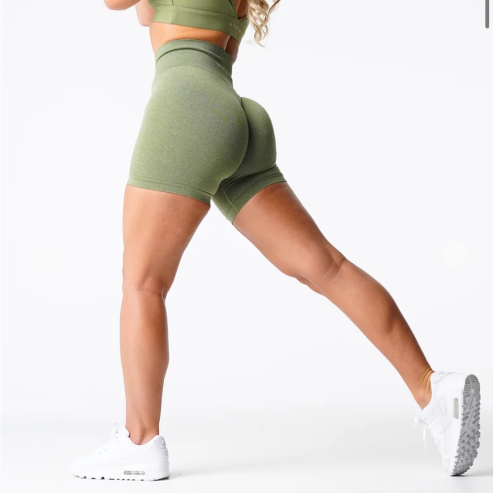 NVGTN Meadow Pro Seamless Shorts